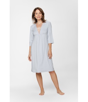Camisón largo ceñido rosa en micromodal y elastano vista frontal
